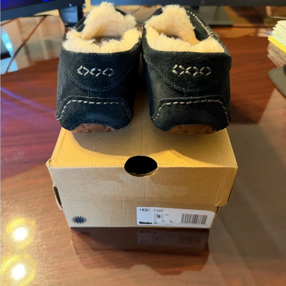 UGG Ansley women’s size 9 - Picture 4 of 8